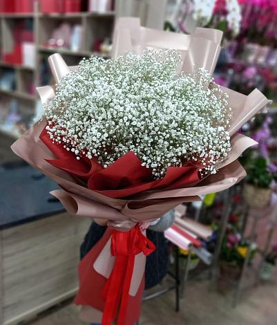 Букет цветов из: Гипсофила в Воронки