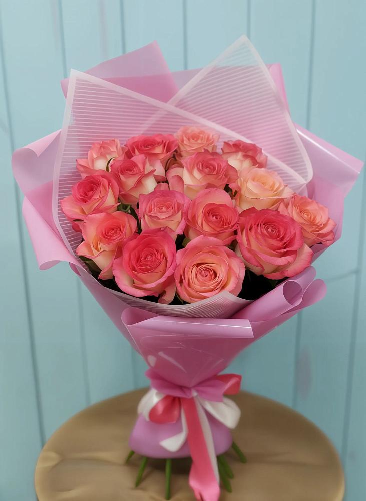 Букет 15 Розовых роз Равель в Воронки