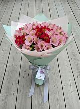 Букет цветов из:  Альстромерии #REPLACE_PRED# Воронки