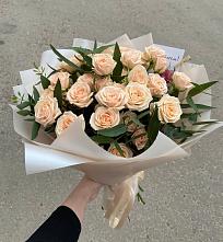 Букет Кремовые розы Латте в Воронки