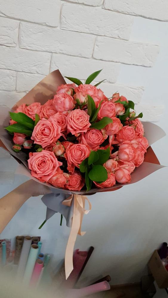 Букет цветов из: Розы в Воронки