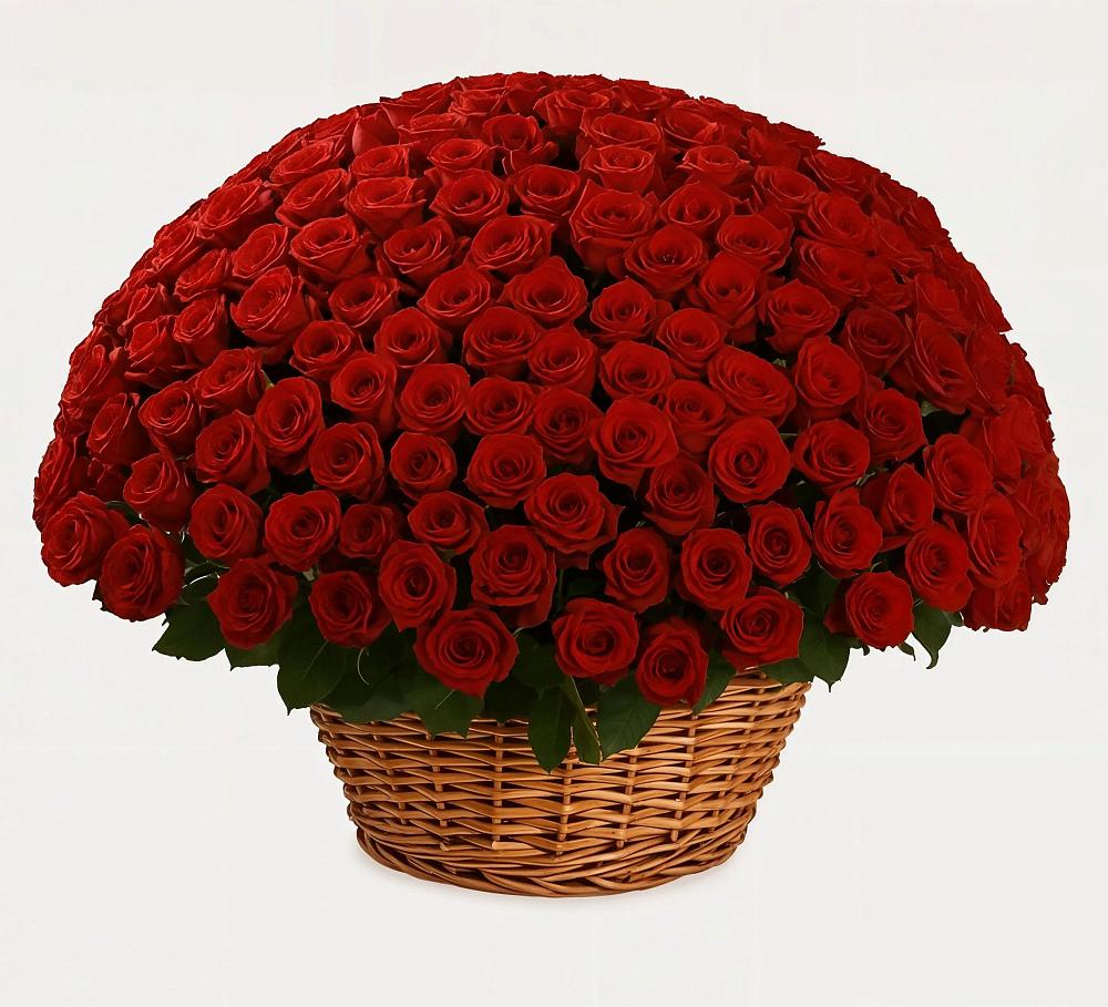 Премиум букет из: Розы в Воронки