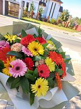 Букет цветов из:  Герберы #REPLACE_PRED# Воронки