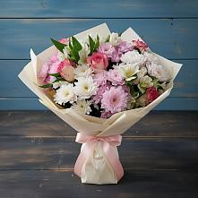 Букет цветов из:  Хризантемы, Альстромерии и Розы в Воронки