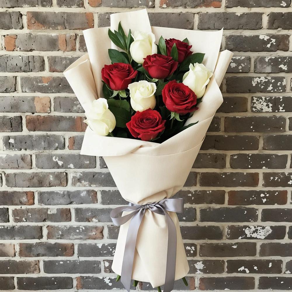 Букет цветов из: Розы в Воронки