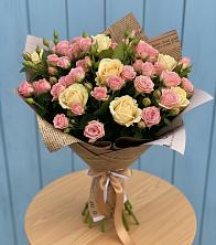Букет цветов из:  Розы в Воронки