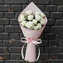 Букет цветов из:  Розы в Воронки
