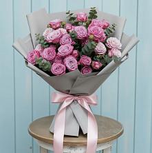 Букет цветов из:  Розы в Воронки