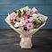 Букет цветов из: Хризантемы, Альстромерии и Розы в Воронки